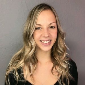 Meet your Posher, Melissa